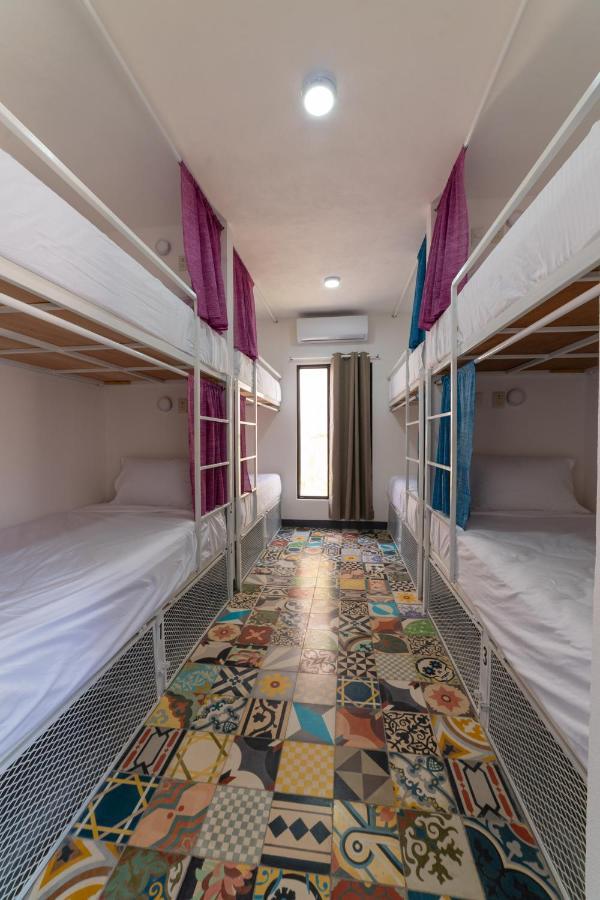 New Friends Hostel & Bar Adults Only Valladolid  Exterior photo