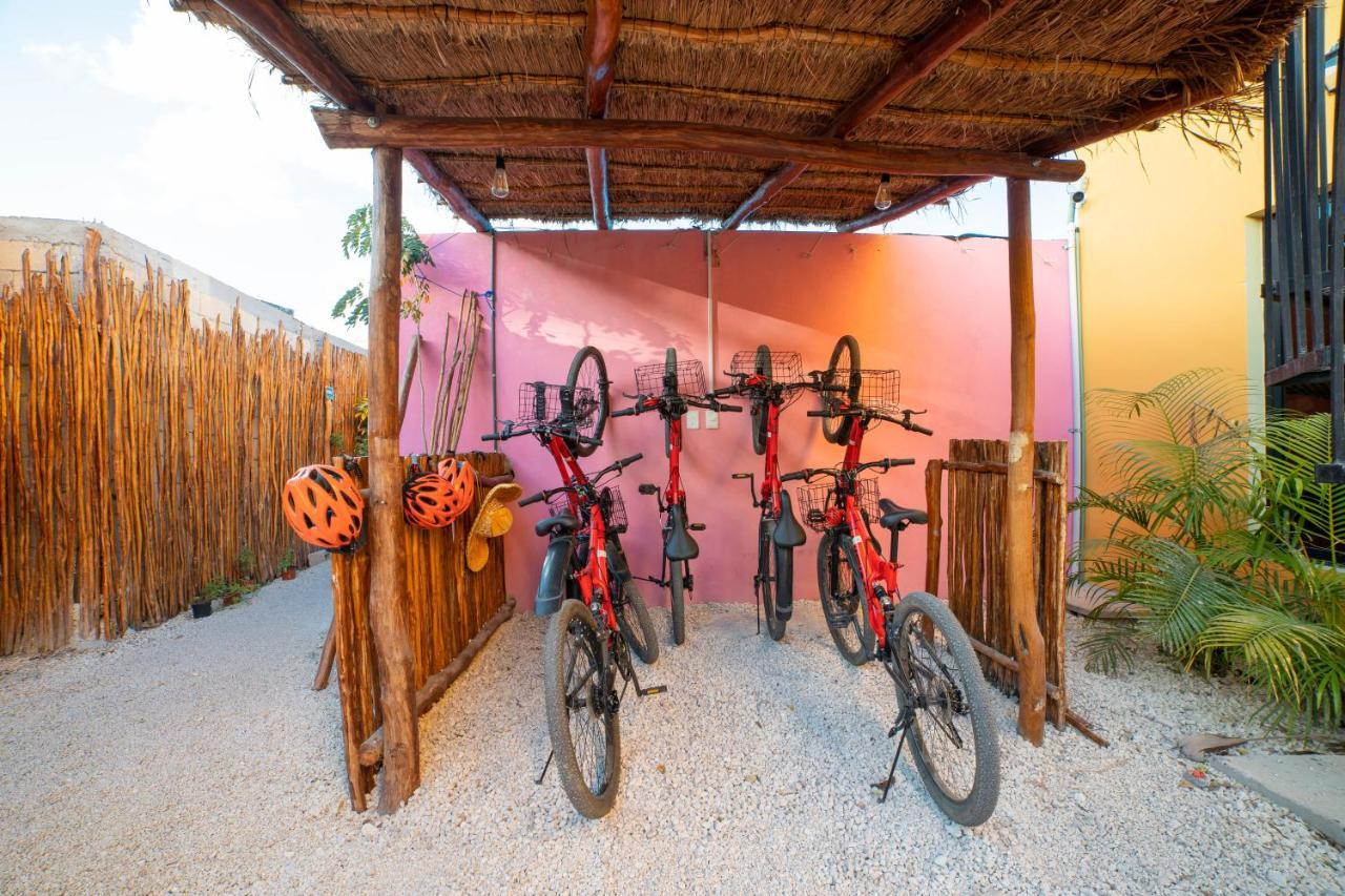 New Friends Hostel & Bar Adults Only Valladolid  Exterior photo