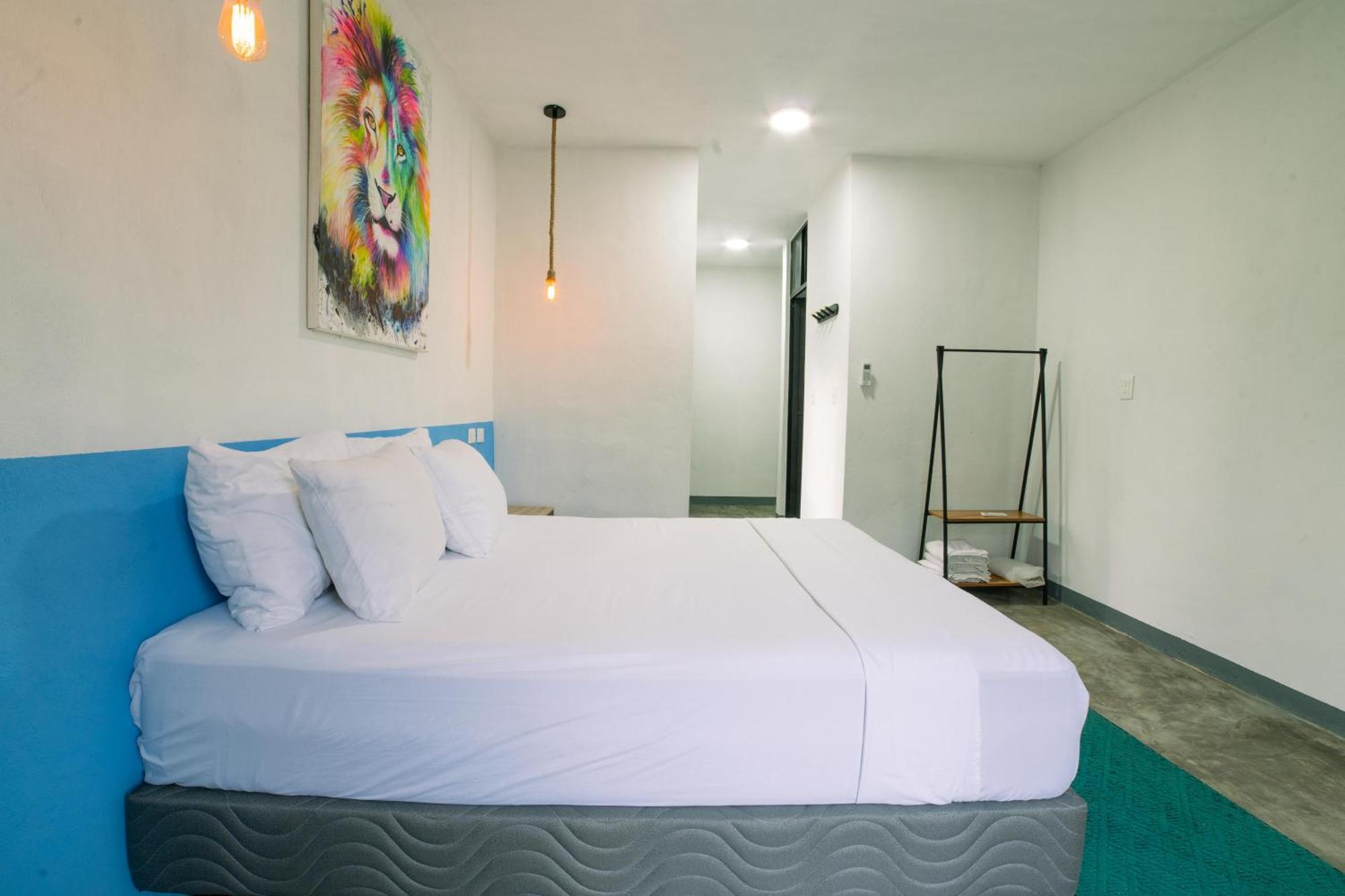New Friends Hostel & Bar Adults Only Valladolid  Exterior photo