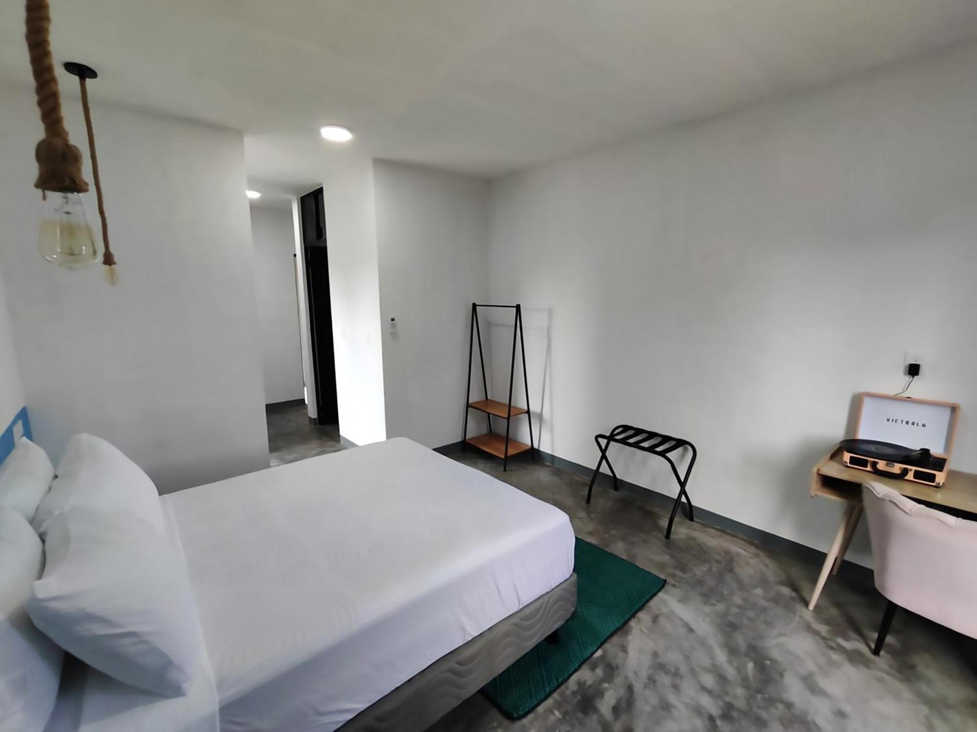 New Friends Hostel & Bar Adults Only Valladolid  Exterior photo